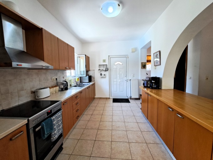 Charming 3 Bedroom Country Villa with Pool For Sale in Gavalochori - 14