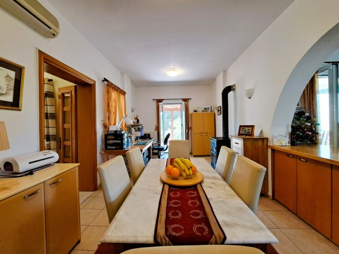Charming 3 Bedroom Country Villa with Pool For Sale in Gavalochori - 12