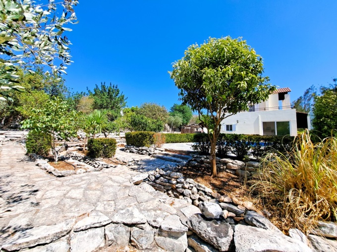 Charming 3 Bedroom Country Villa with Pool For Sale in Gavalochori - 38