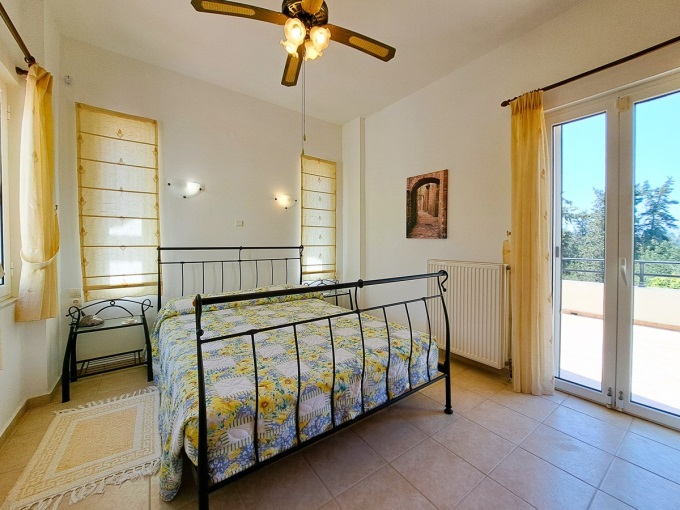Charming 3 Bedroom Country Villa with Pool For Sale in Gavalochori - 25