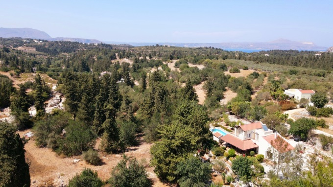 Charming 3 Bedroom Country Villa with Pool For Sale in Gavalochori - 32