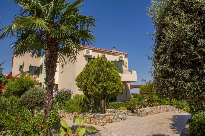 Charming 2 Bedroom Villa For Sale in Souri Village Resort - 12