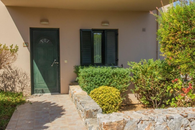 Charming 2 Bedroom Villa For Sale in Souri Village Resort - 13