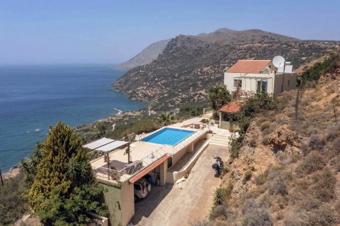 Stunning 3 Bedroom Hillside Villa with Infinity Pool and Panoramic Sea Views in Ravdoucha. - 81