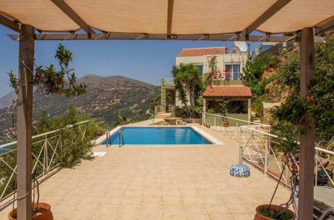 Stunning 3 Bedroom Hillside Villa with Infinity Pool and Panoramic Sea Views in Ravdoucha. - 7