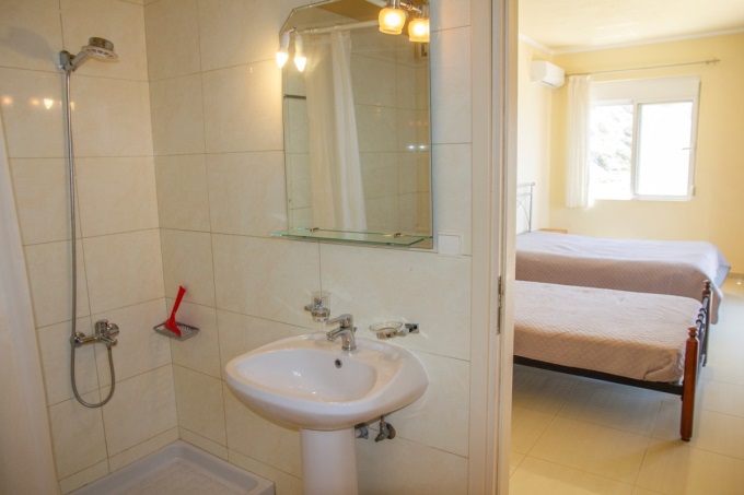 Stunning 3 Bedroom Hillside Villa with Infinity Pool and Panoramic Sea Views in Ravdoucha. - 59