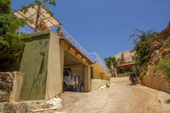 Stunning 3 Bedroom Hillside Villa with Infinity Pool and Panoramic Sea Views in Ravdoucha. - 18