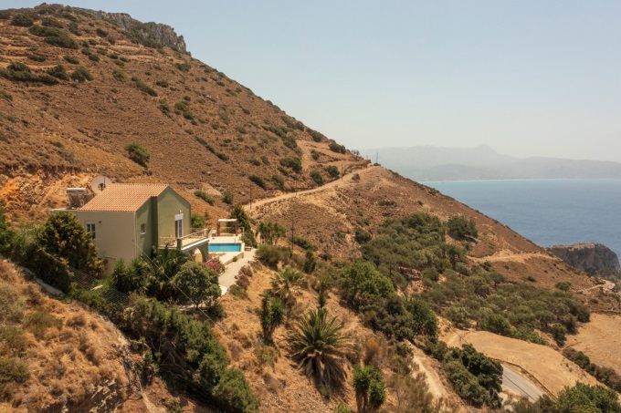 Stunning 3 Bedroom Hillside Villa with Infinity Pool and Panoramic Sea Views in Ravdoucha. - 14