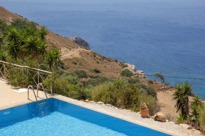 Stunning 3 Bedroom Hillside Villa with Infinity Pool and Panoramic Sea Views in Ravdoucha. - 45