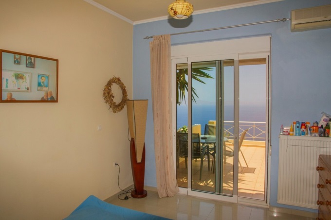 Stunning 3 Bedroom Hillside Villa with Infinity Pool and Panoramic Sea Views in Ravdoucha. - 12