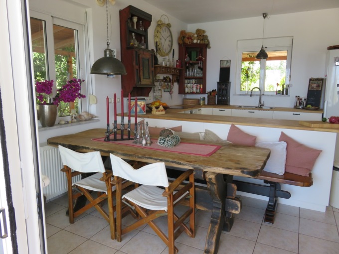 Charming 2 Bedroom Villa with Guest Apartment, Private Pool, and Stunning Sea Views For Sale In Plaka - 21