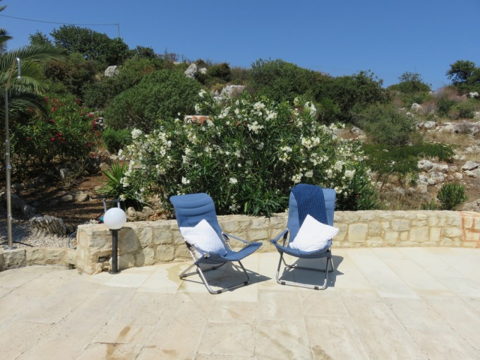 Charming 2 Bedroom Villa with Guest Apartment, Private Pool, and Stunning Sea Views For Sale In Plaka - 11