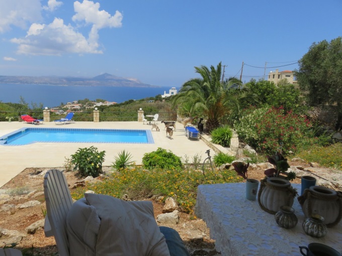 Charming 2 Bedroom Villa with Guest Apartment, Private Pool, and Stunning Sea Views For Sale In Plaka - 17