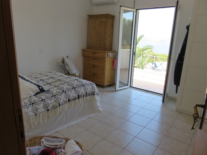 Charming 2 Bedroom Villa with Guest Apartment, Private Pool, and Stunning Sea Views For Sale In Plaka - 8
