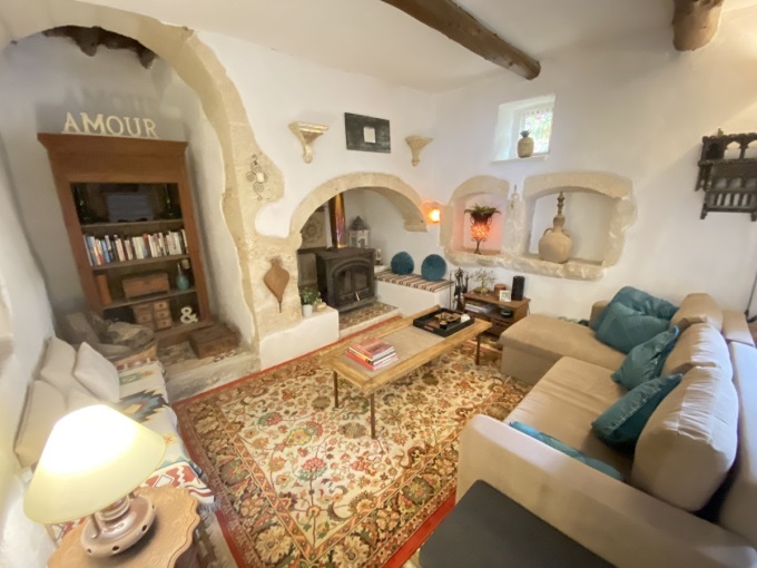 Traditional House For Sale In Provarma - 12