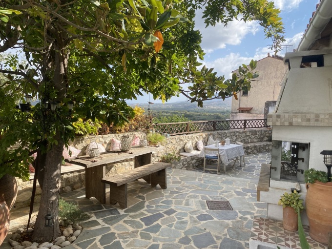 Traditional House For Sale In Provarma - 4