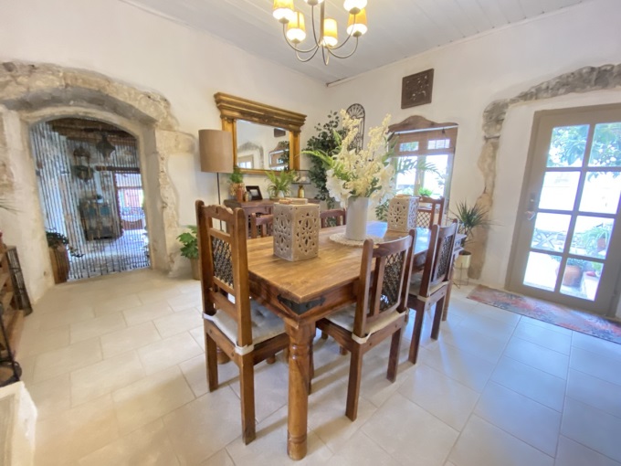 Traditional House For Sale In Provarma - 96