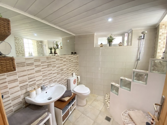 Traditional House For Sale In Provarma - 33