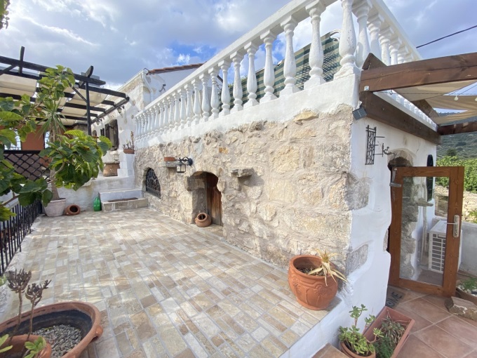 Traditional House For Sale In Provarma - 67