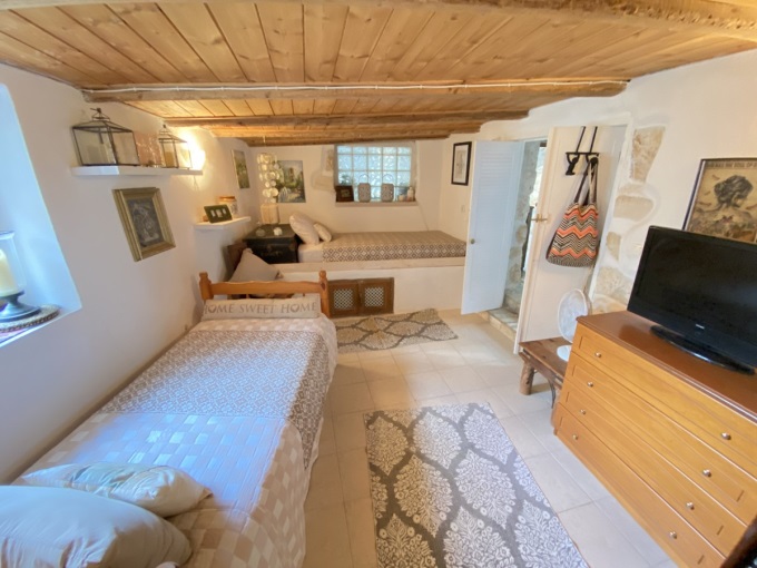 Traditional House For Sale In Provarma - 103