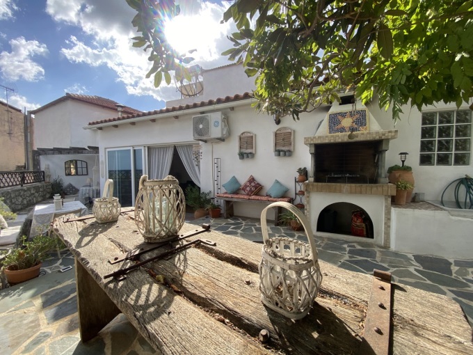 Traditional House For Sale In Provarma - 24