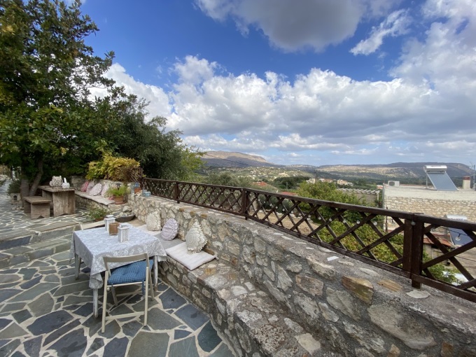 Traditional House For Sale In Provarma - 44