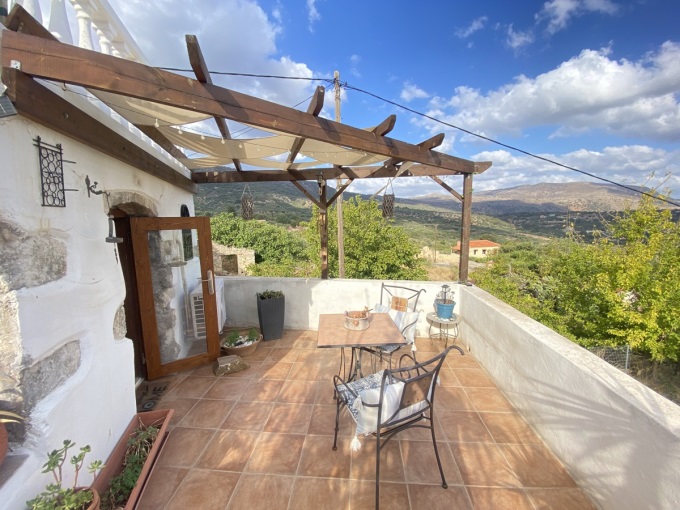 Traditional House For Sale In Provarma - 68