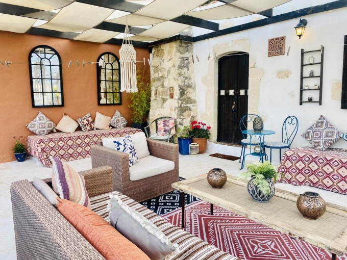 Traditional House For Sale In Provarma - 1