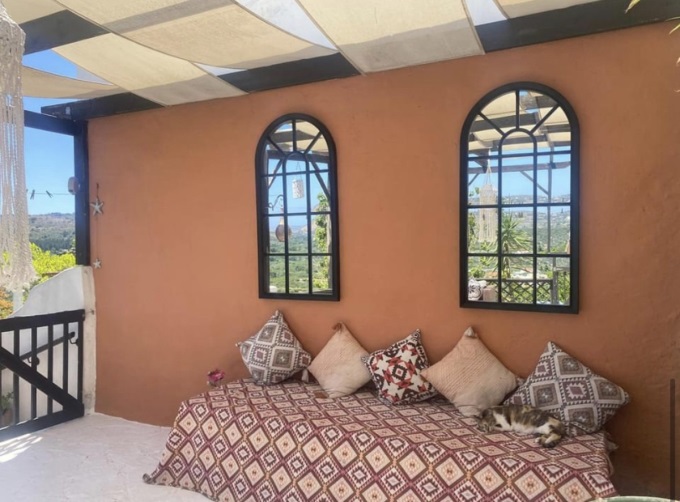 Traditional House For Sale In Provarma - 55