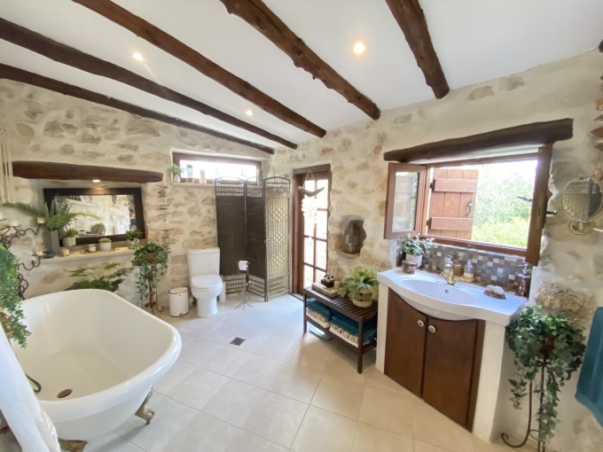 Traditional House For Sale In Provarma - 3