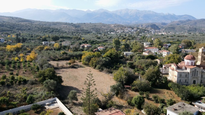 Prime Development Plot in Armenoi with Mountain Views, Orchard, and Beach Proximity - 2