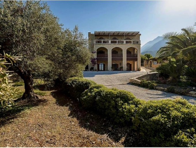 Luxury Stone Villa with Pool and Sea Views For Sale in Apokoronas, Crete - 34