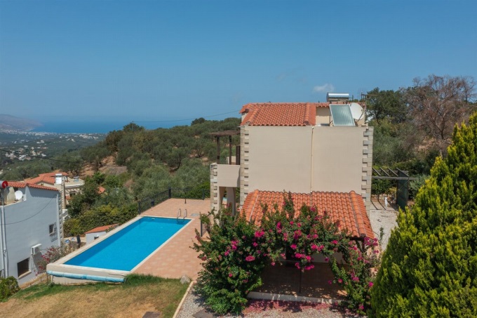 Spacious 5 Bedroom Villa with Stunning Sea Views and Private Pool in Vouves - 30