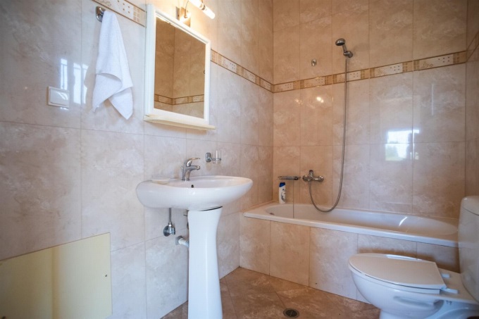 Spacious 5 Bedroom Villa with Stunning Sea Views and Private Pool in Vouves - 57