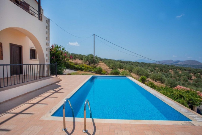 Spacious 5 Bedroom Villa with Stunning Sea Views and Private Pool in Vouves - 28