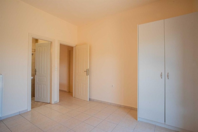 Spacious 5 Bedroom Villa with Stunning Sea Views and Private Pool in Vouves - 36