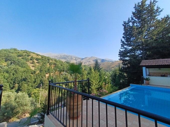 Stunning Fully Furnished Two-Story Home in Theriso for Sale - 32