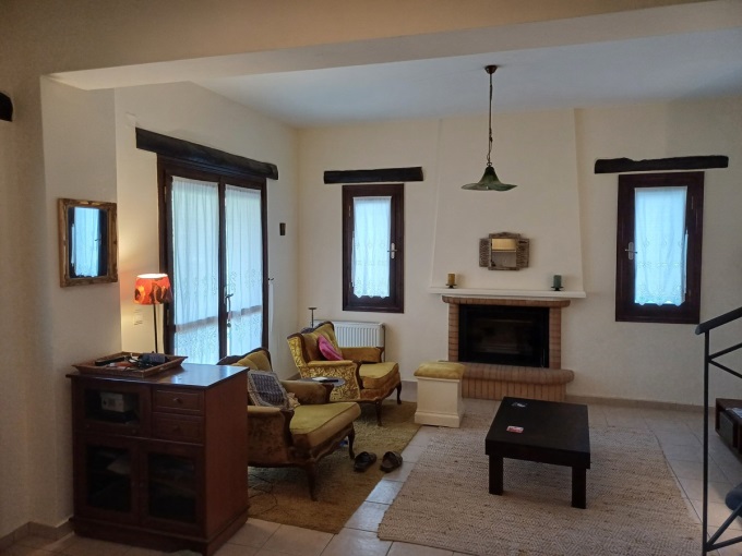 Stunning Fully Furnished Two-Story Home in Theriso for Sale - 15