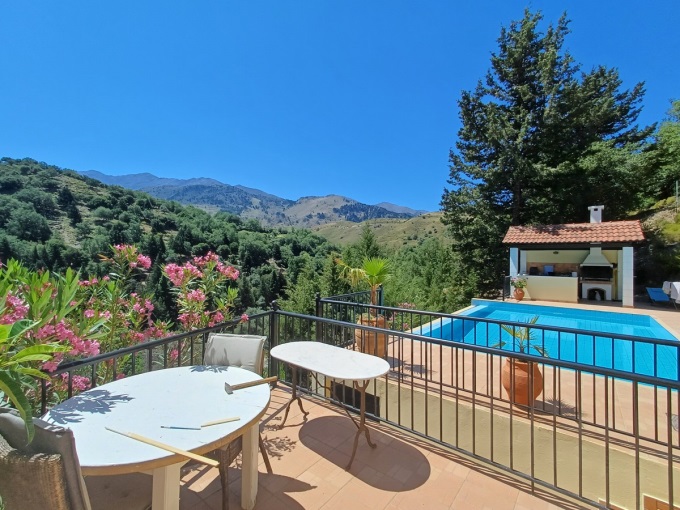 Stunning Fully Furnished Two-Story Home in Theriso for Sale - 1