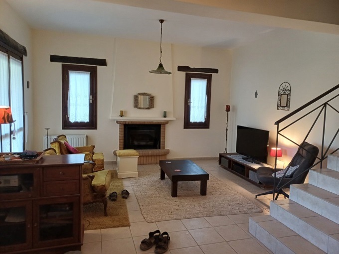 Stunning Fully Furnished Two-Story Home in Theriso for Sale - 14