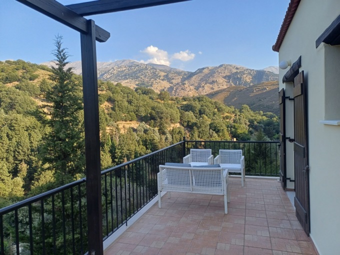 Stunning Fully Furnished Two-Story Home in Theriso for Sale - 21