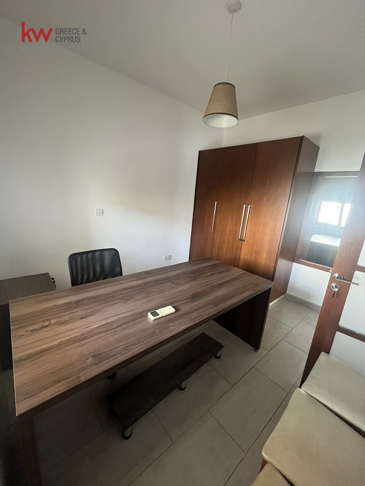 Semi-detached for rent