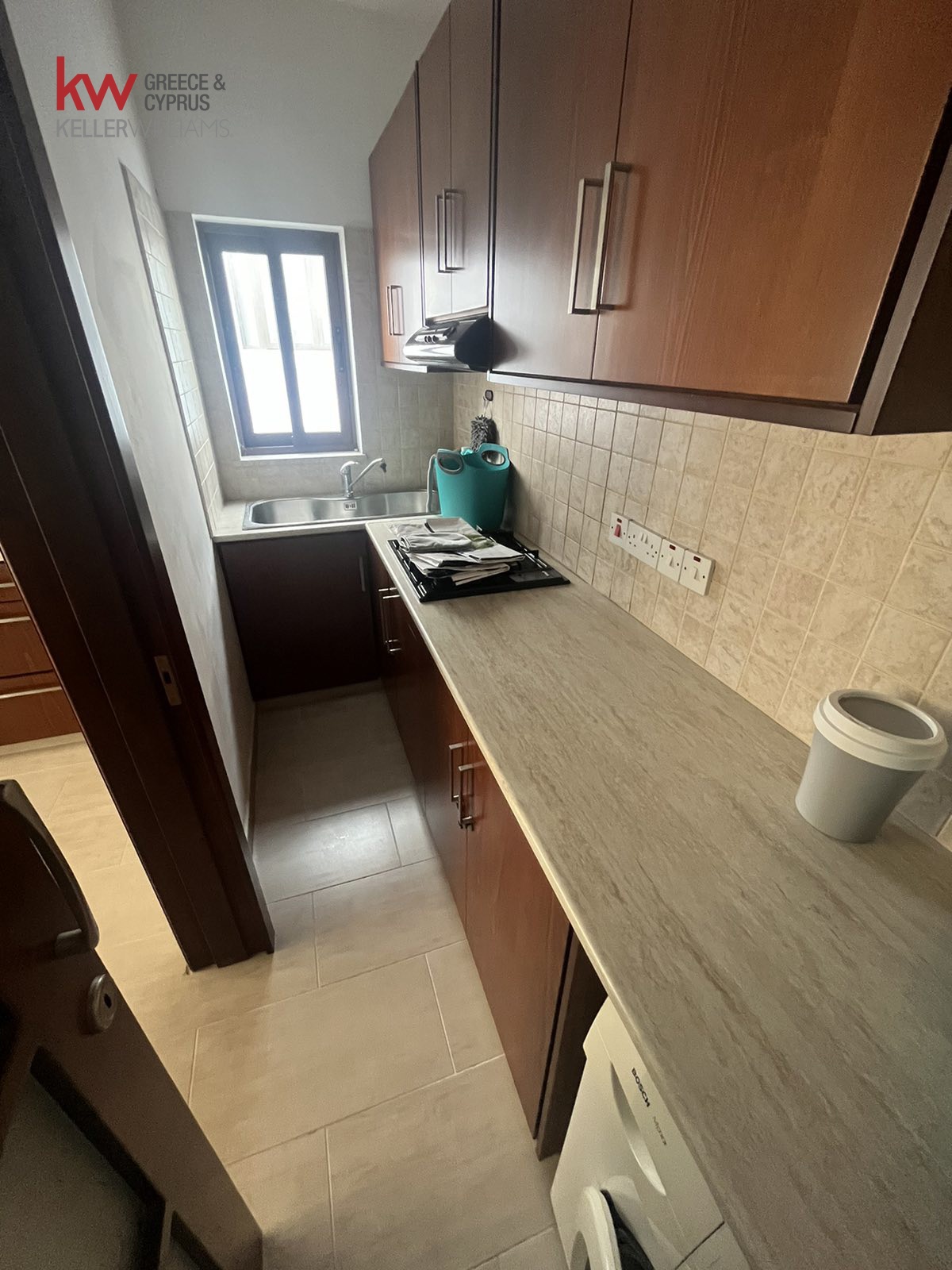 Semi-detached for rent