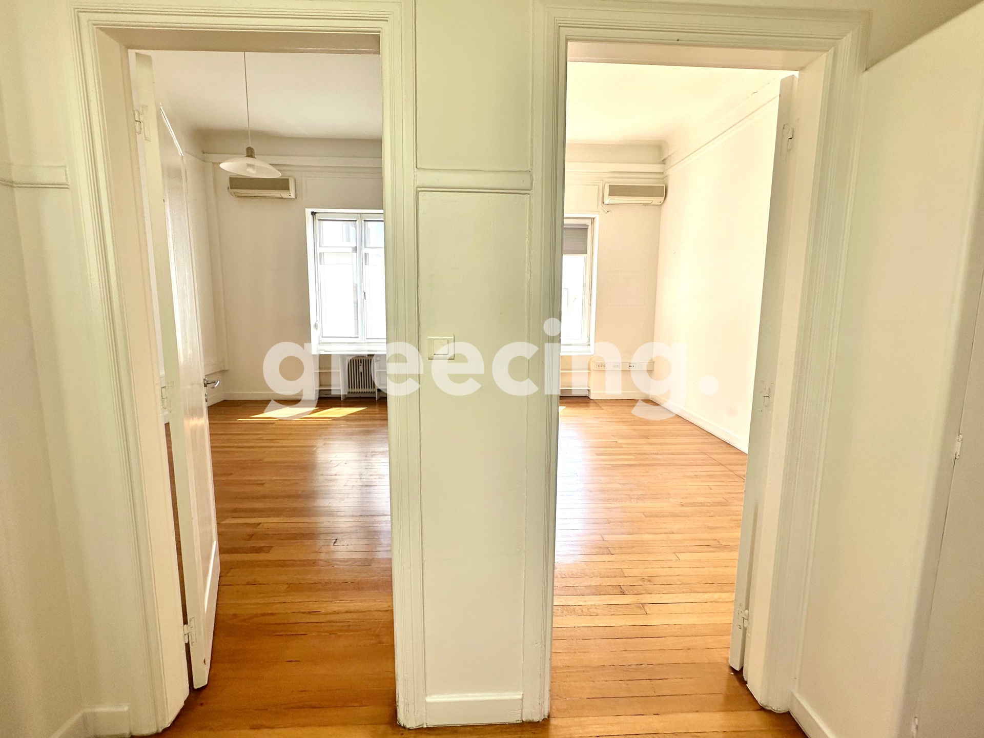 Greecing Real Estate