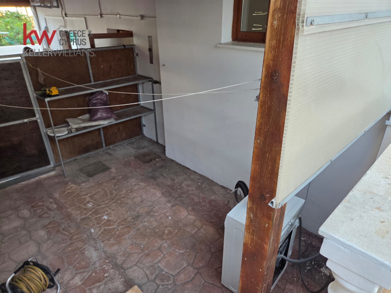 Semi-detached for rent
