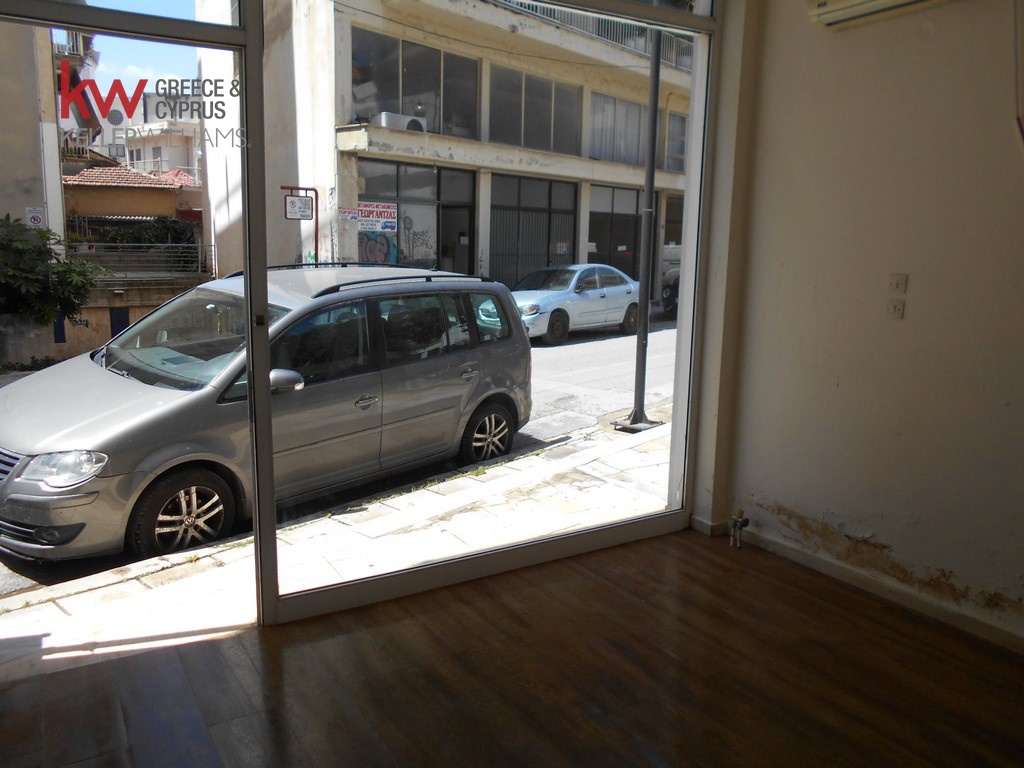 1607372 - Κατάστημα Προς Ενοικίαση, Καρδίτσα, 91,70 τ.μ., €450