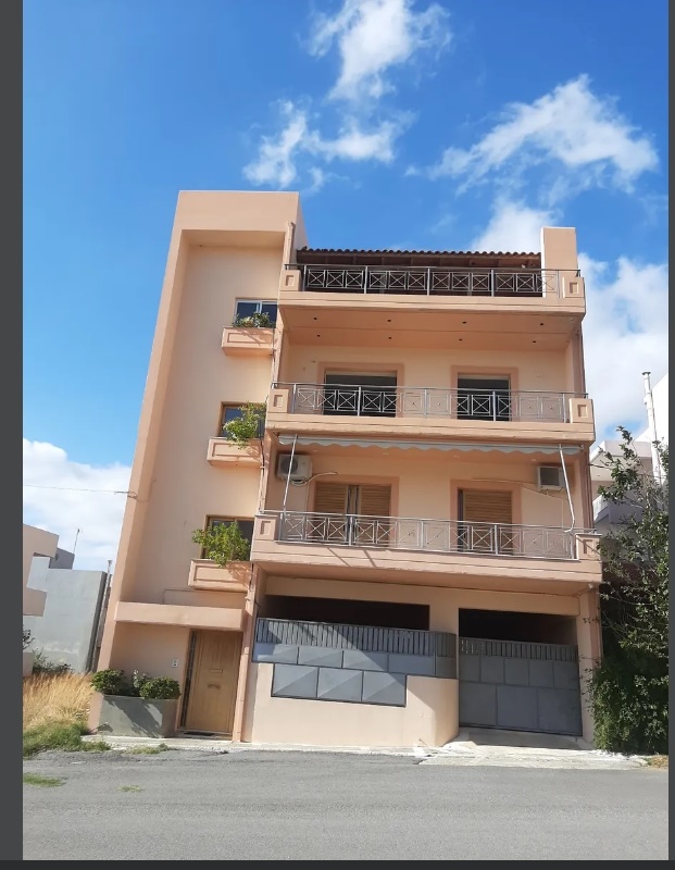 (For Sale) Residential Other properties || Evoia/Karystos - 530 Sq.m, 380.000€