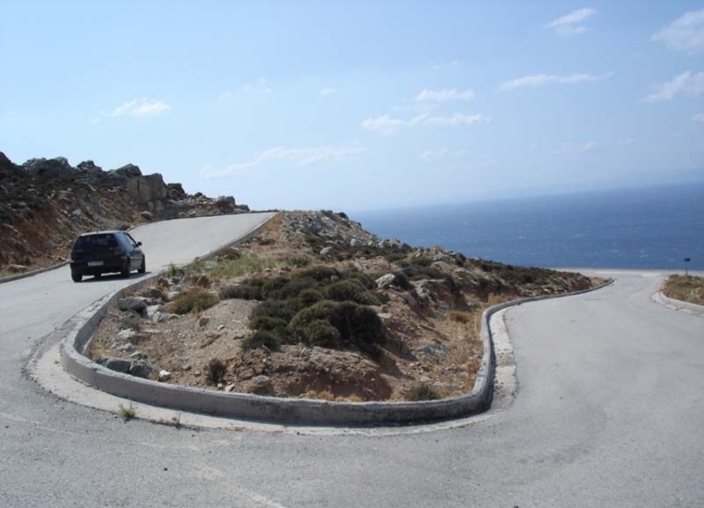 (For Sale) Land Plot || Evoia/Karystos - 738 Sq.m, 40.000€