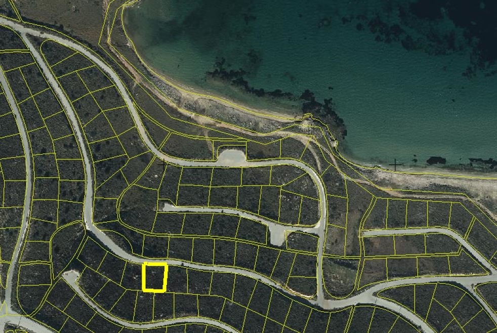 (For Sale) Land Plot || Evoia/Karystos - 675 Sq.m, 55.000€