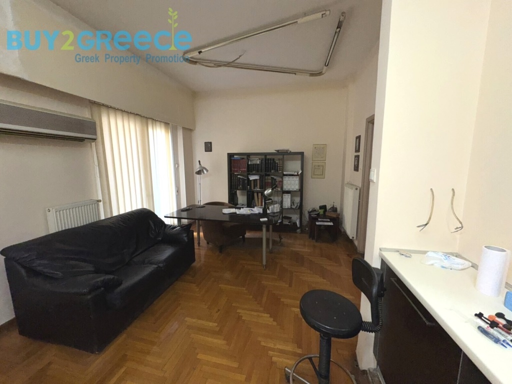 (For Sale) Residential Floor Apartment || Piraias/Piraeus - 80 Sq.m, 1 Bedrooms, 160.000€